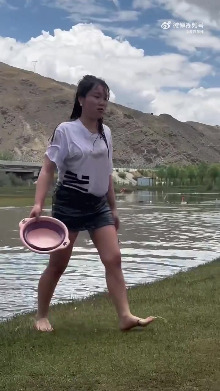 我感觉小姐姐是不是生气了