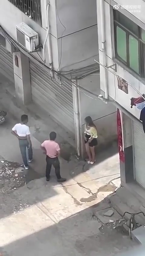 这是一见钟情了吗