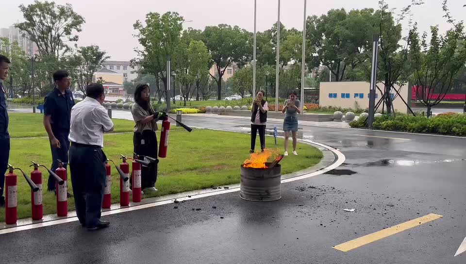 差点把自己给灭了