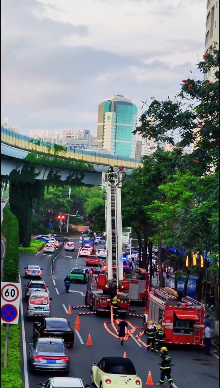 加长版云梯马上到