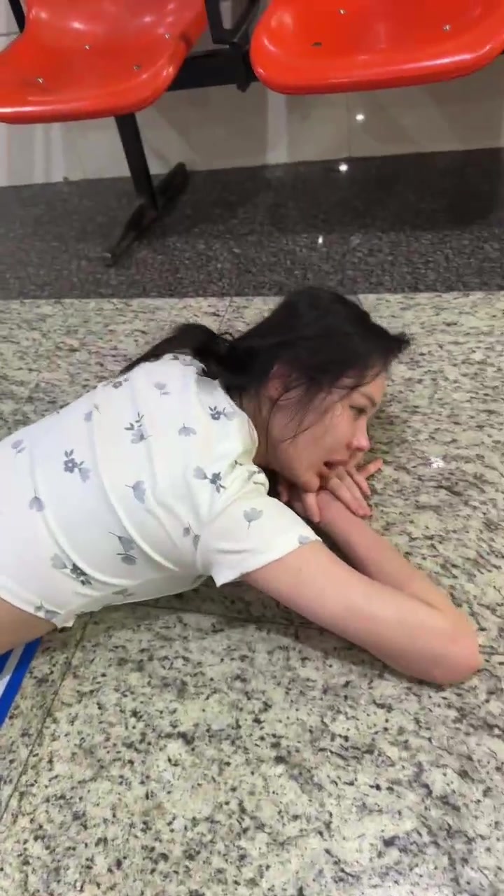公开处刑吗？拿你当姐妹，你把姐妹放网上