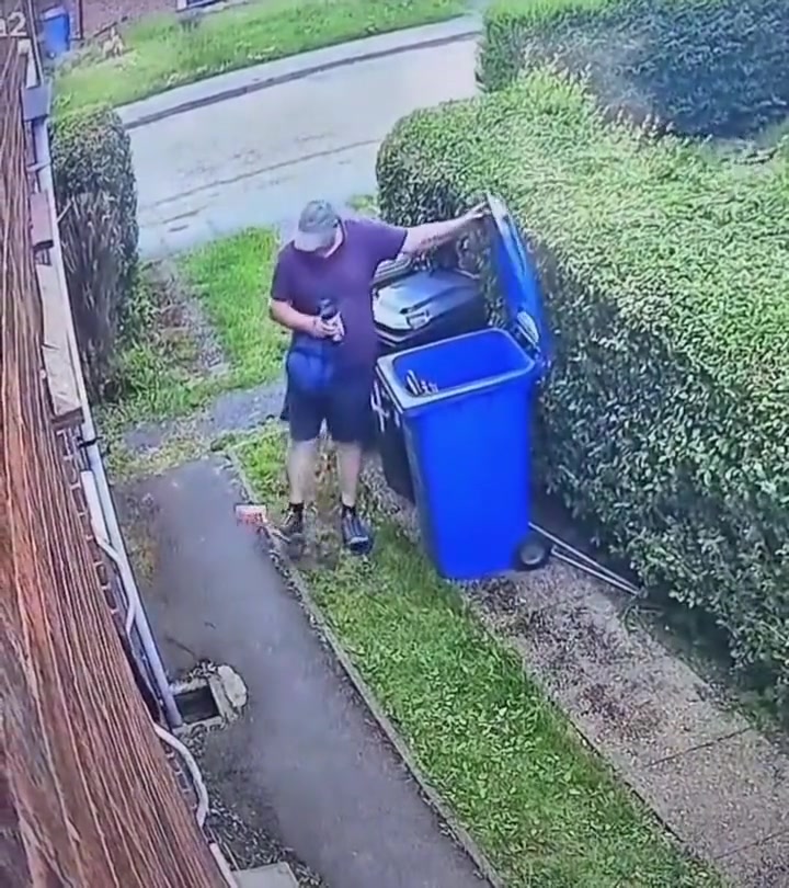 坏了，真让他装到了