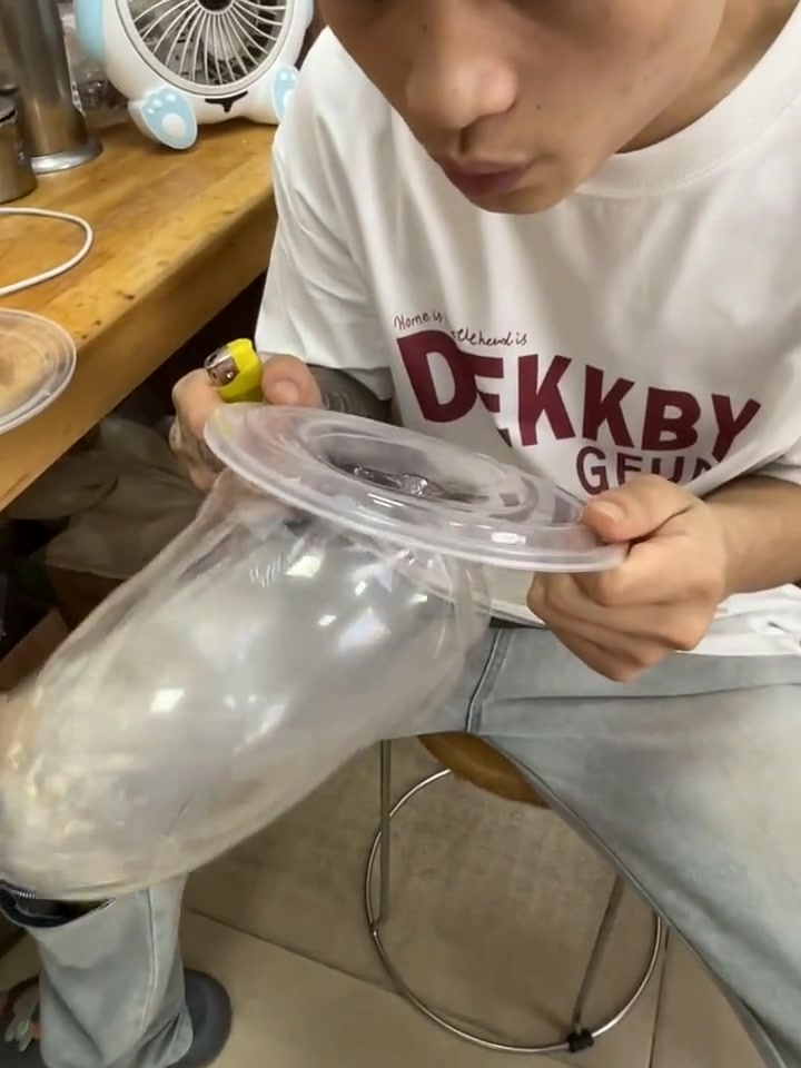 谢谢这位小哥，又让我学会了没有什么用的新技能