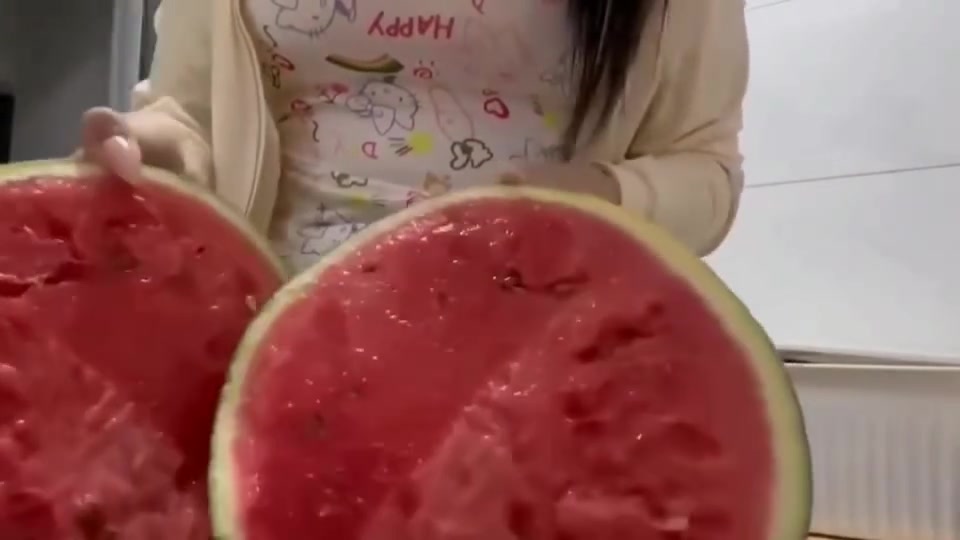 什么叫惊喜？这就是惊喜！这瓜确实好！