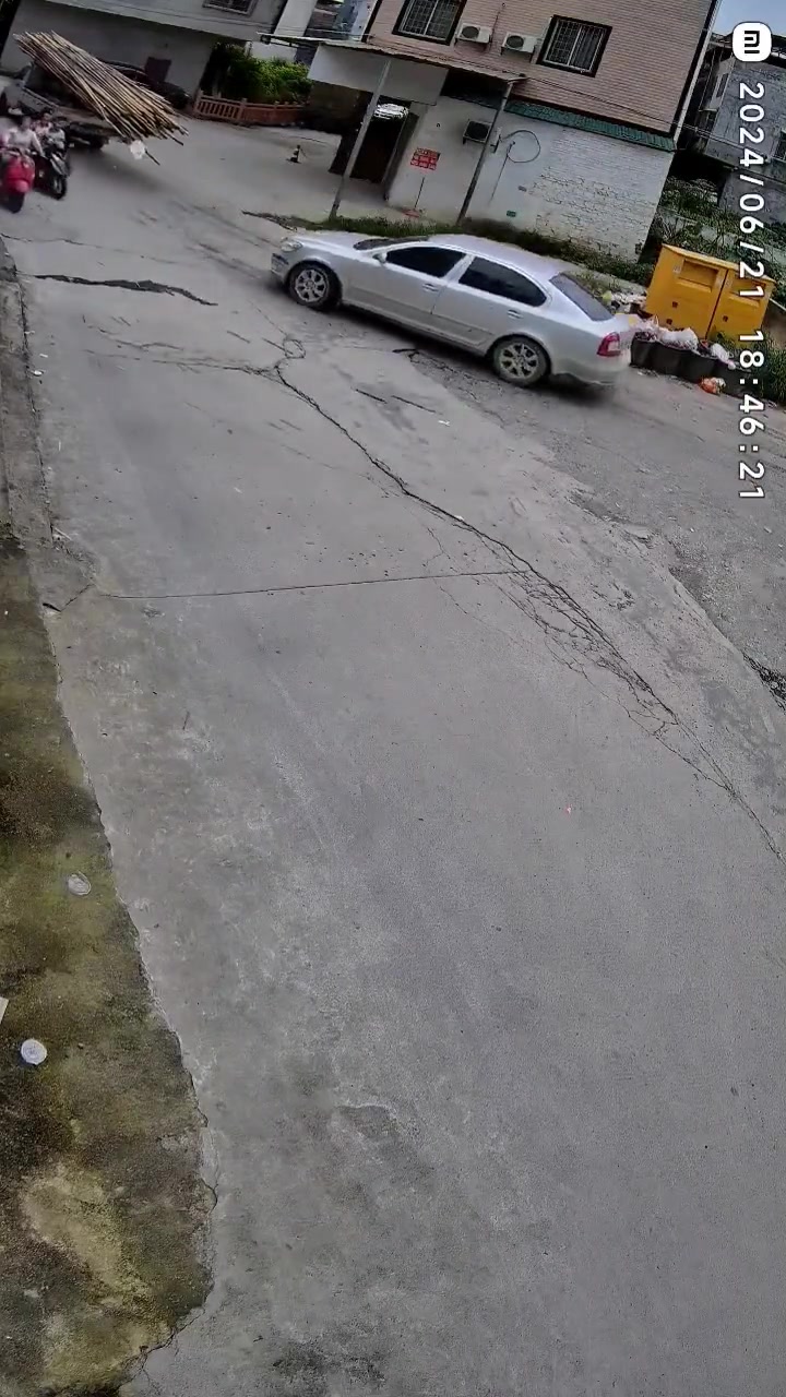 虽然但是，精神小伙好像真没啥问题