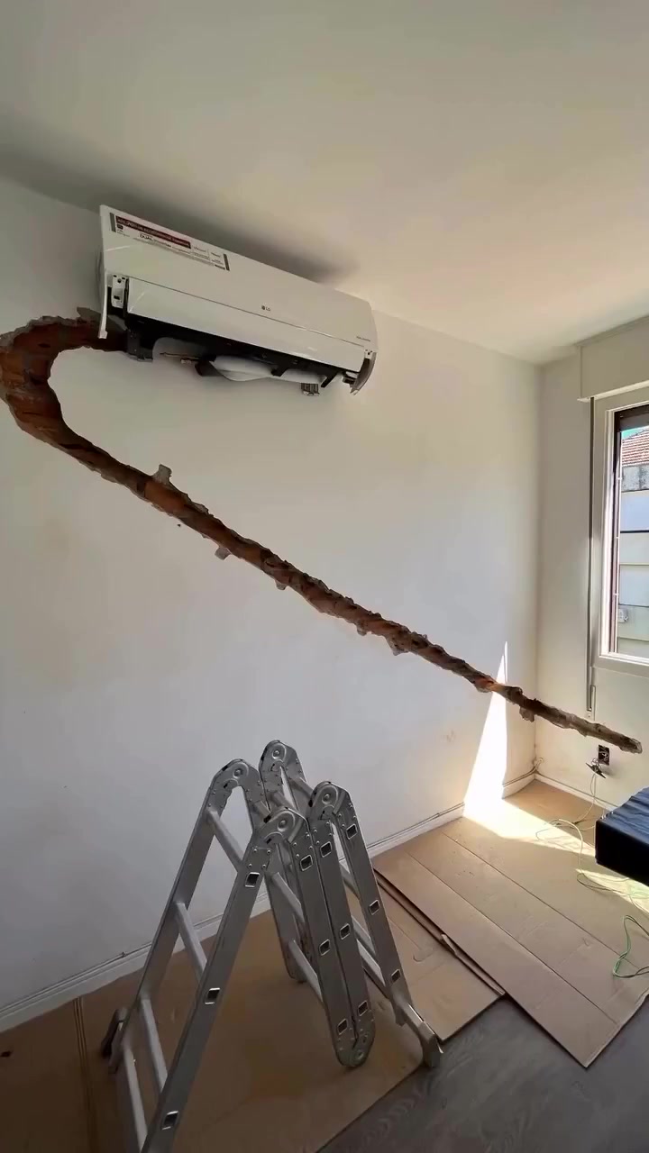 耐克滚出来付广告费