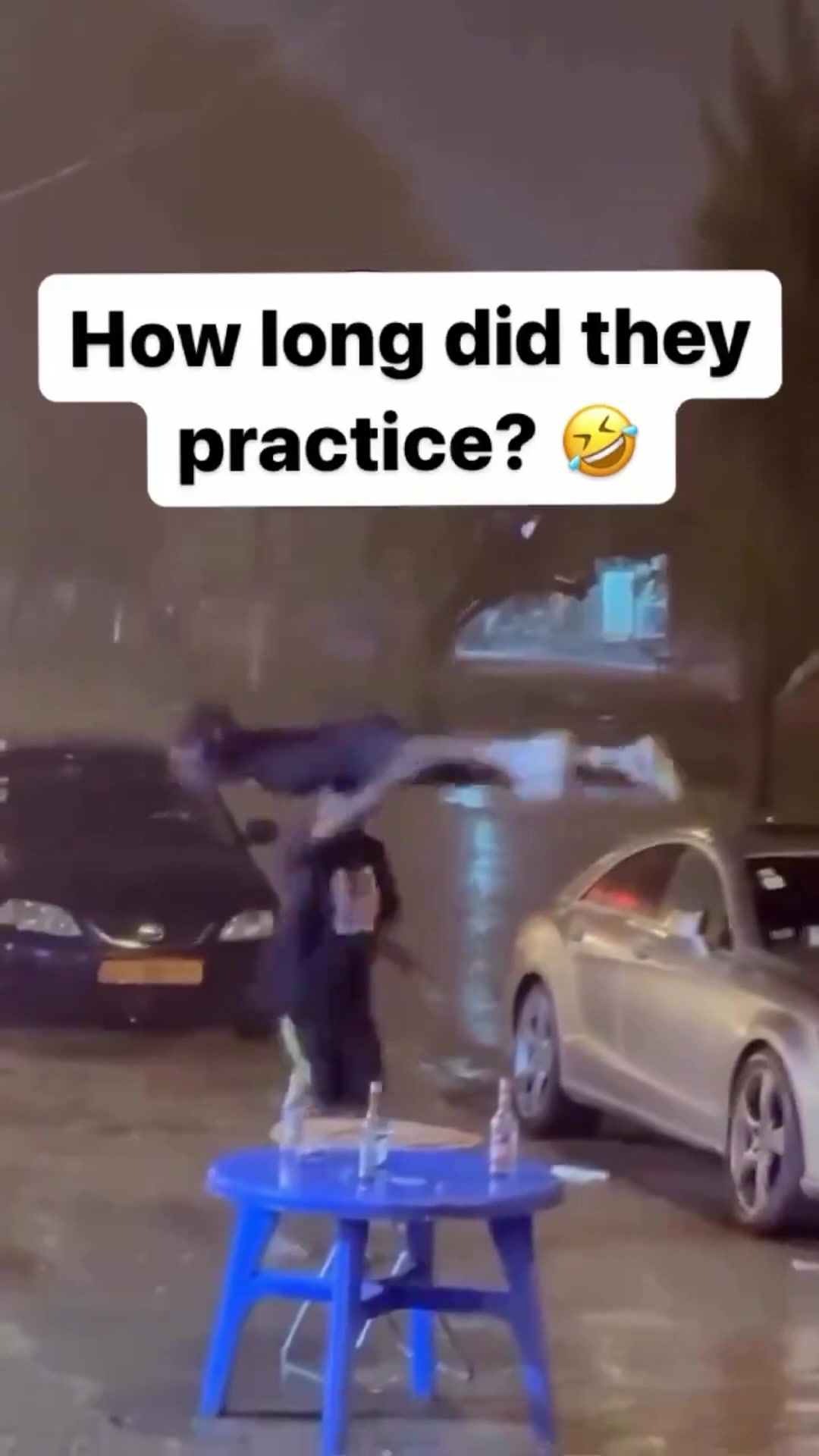 人体直升机！不仅要身体好还要配合好啊！