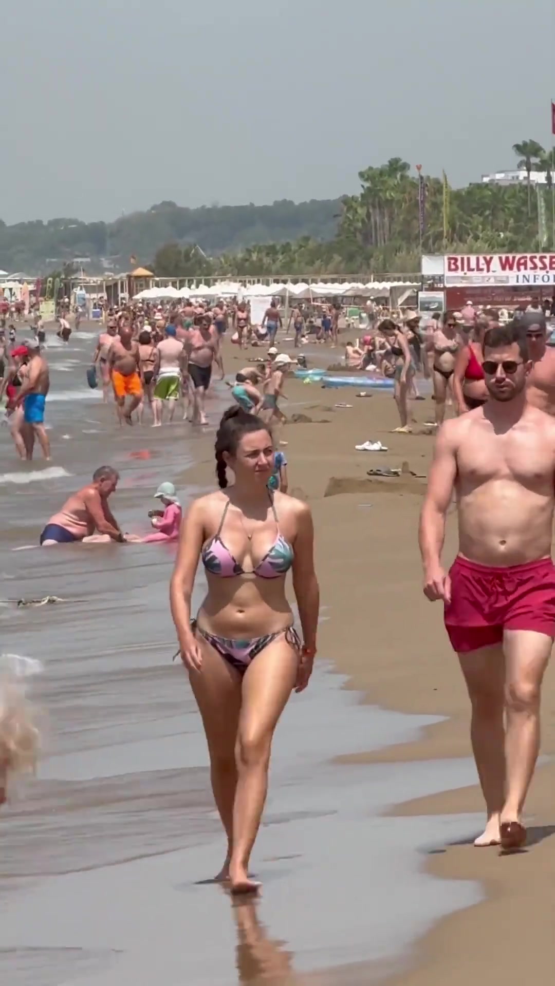 好标准的身材！一看就是练家子！