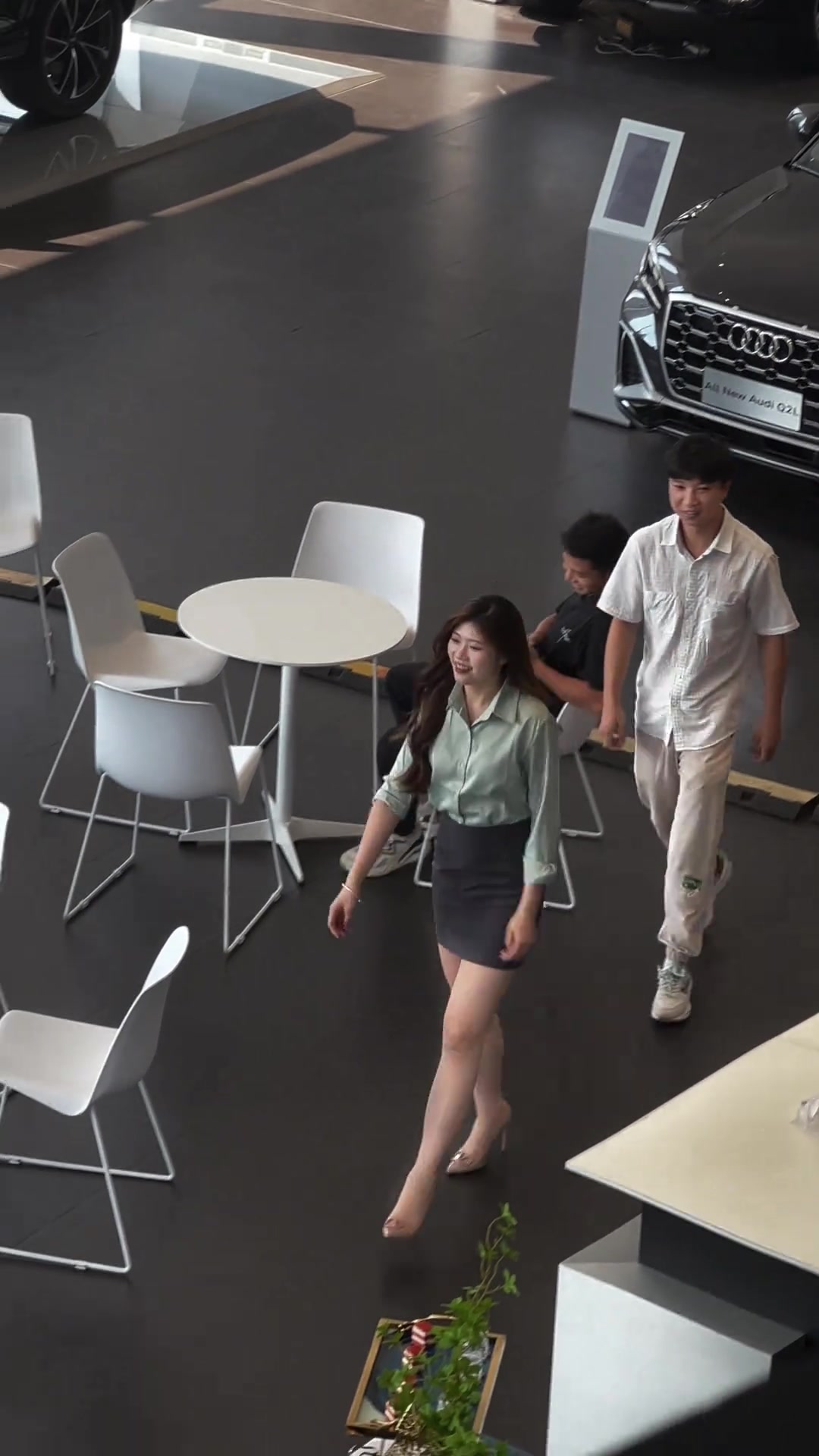 这人能成为奥迪的销冠，不是没道理的...