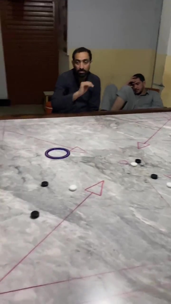 三哥这玩的什么游戏啊！！