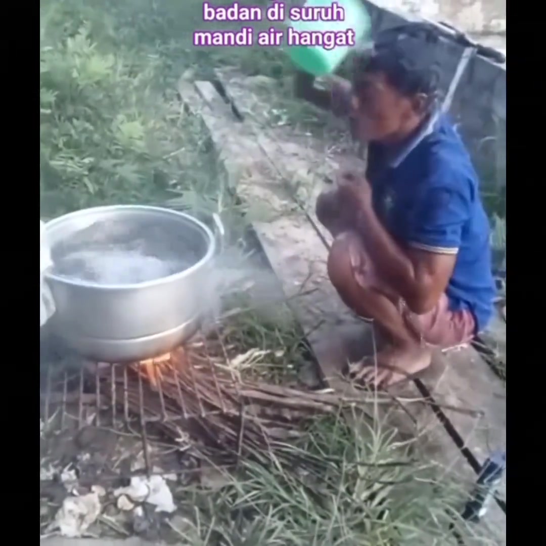 这是哪里的狠人妈妈我见到真正的开水洗澡啦