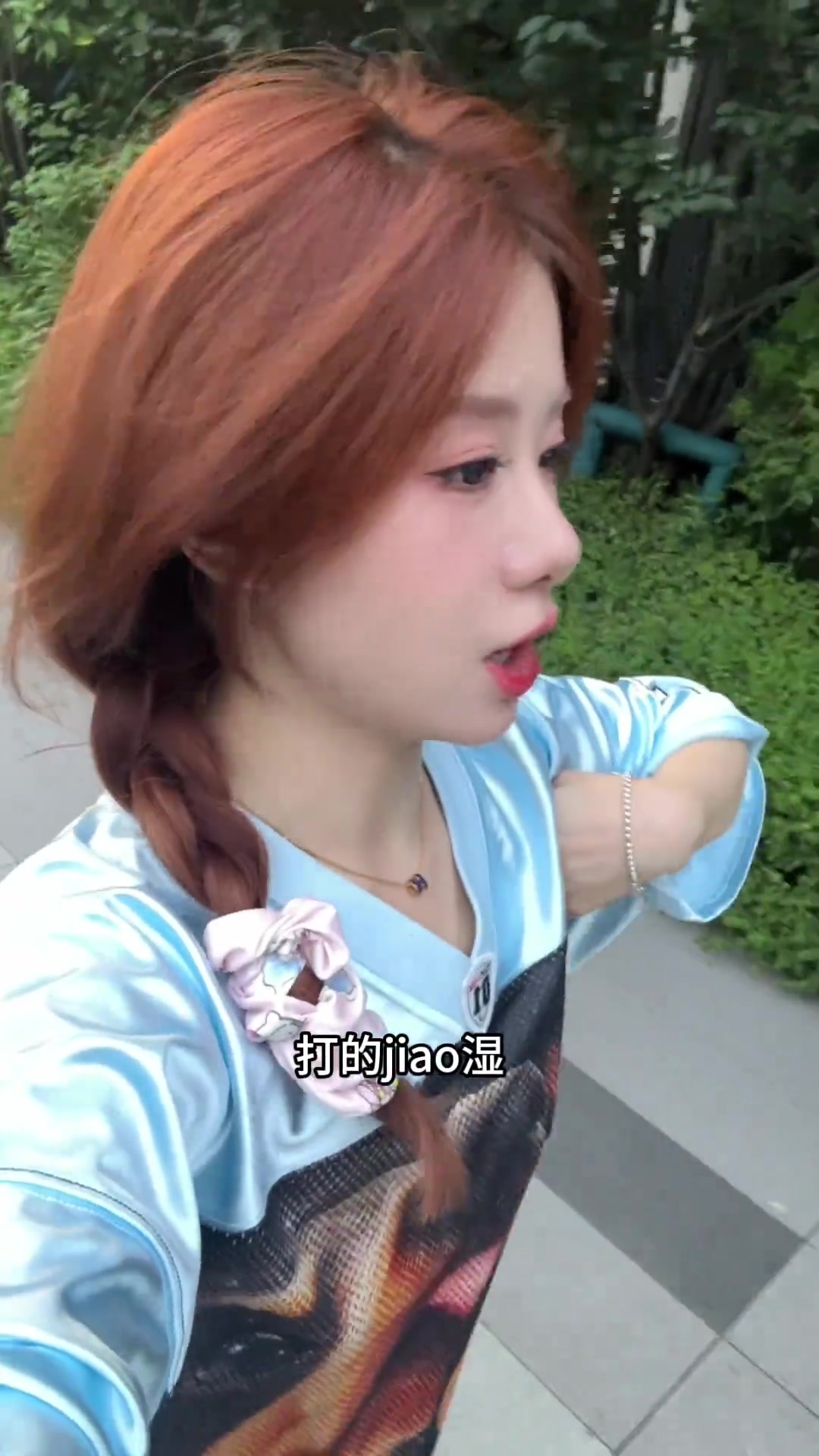 美国人：熟悉但听不懂，四川人：听得懂但不熟悉