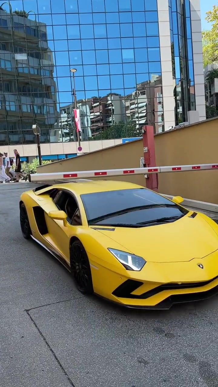 这不停车费都省了！