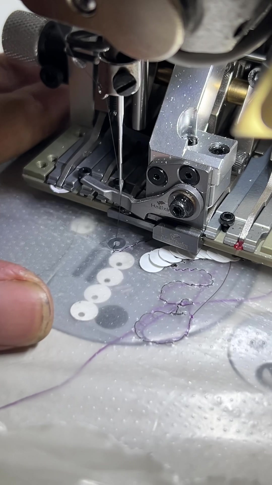 以前确实是手工，现在都是机器了