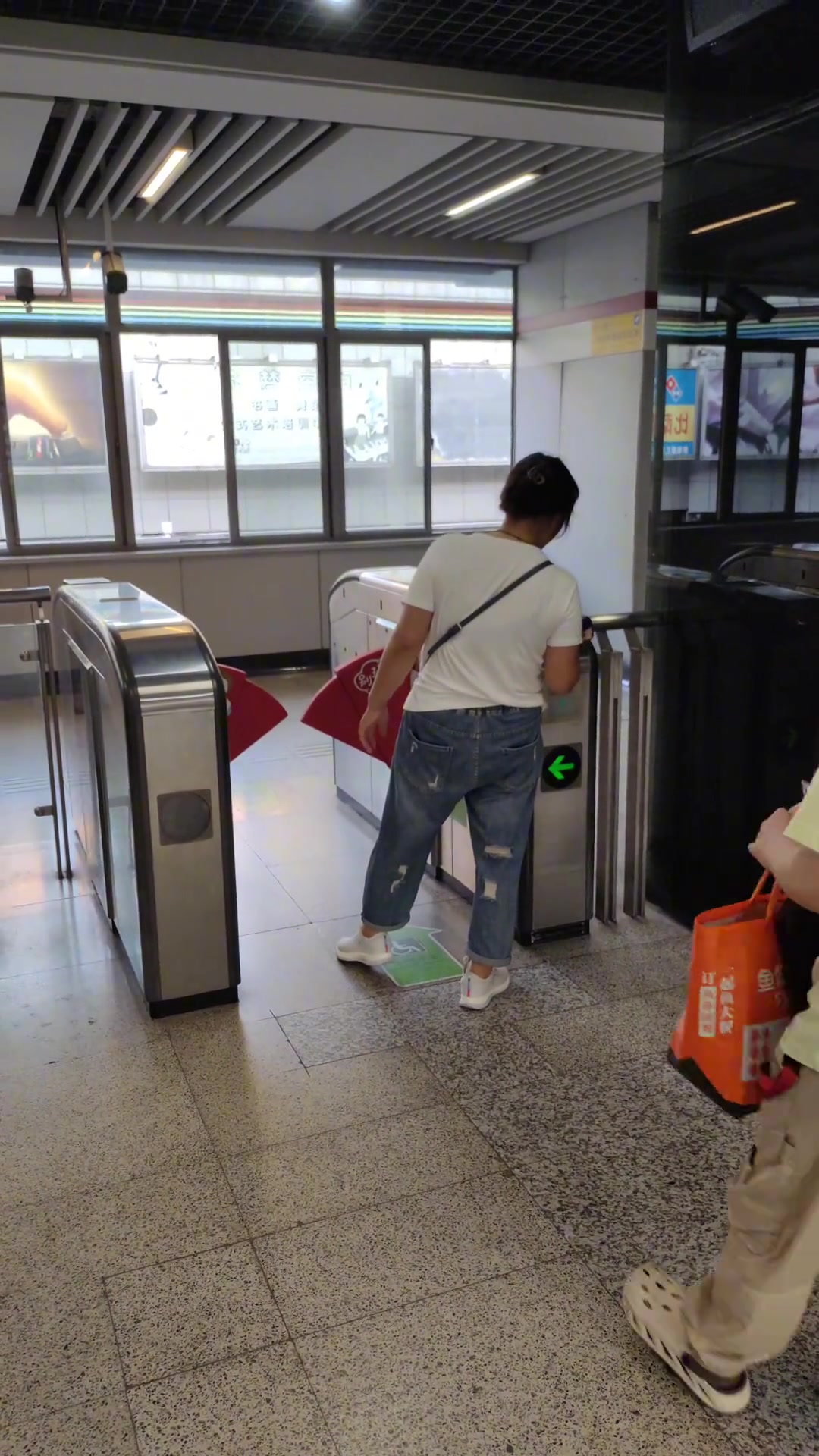 还有这种逃票操作啊