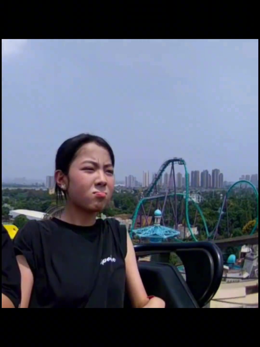 看妹子上演“反复去世”！