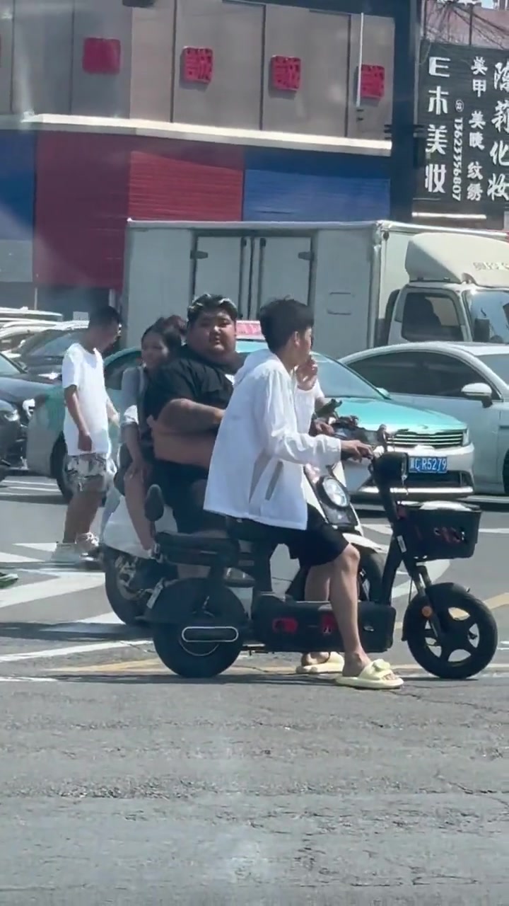 不找瘦的真坐不下啊