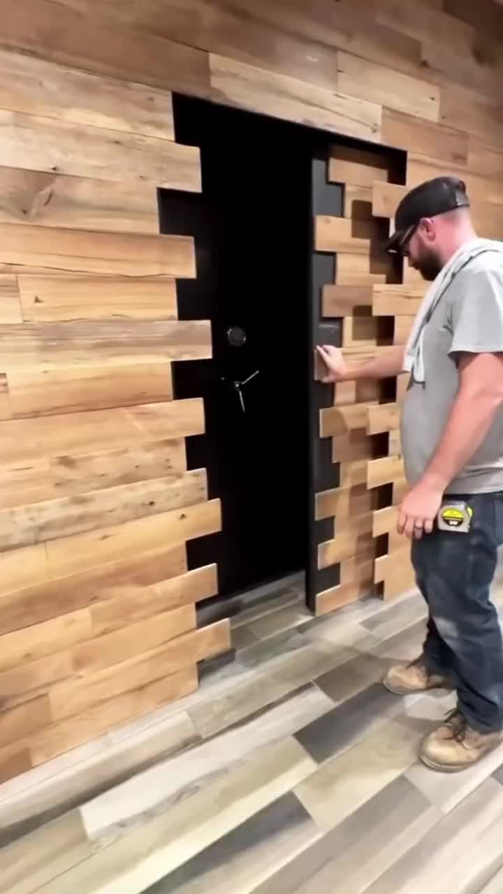 看到这么门，我脑补了无数个恐怖电影的瞬间