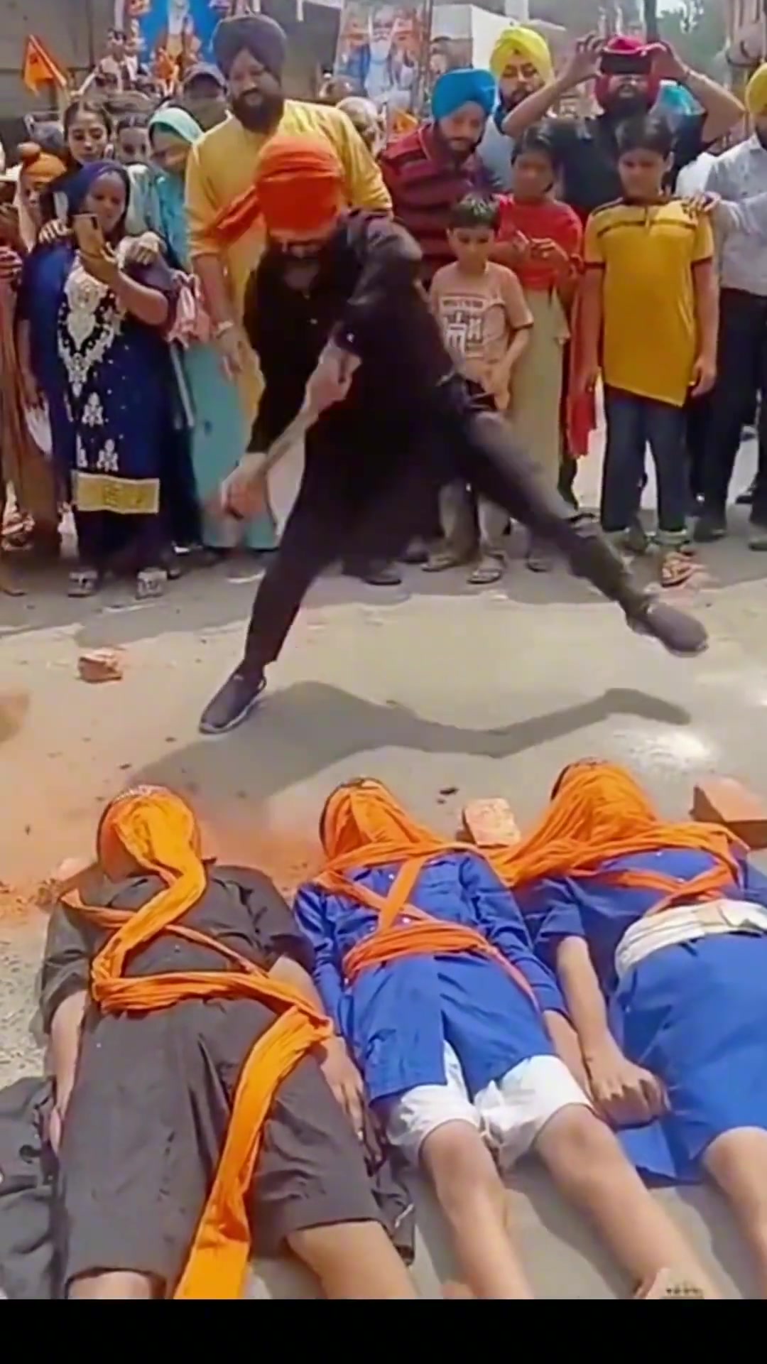 你有勇气砸，我都没勇气看