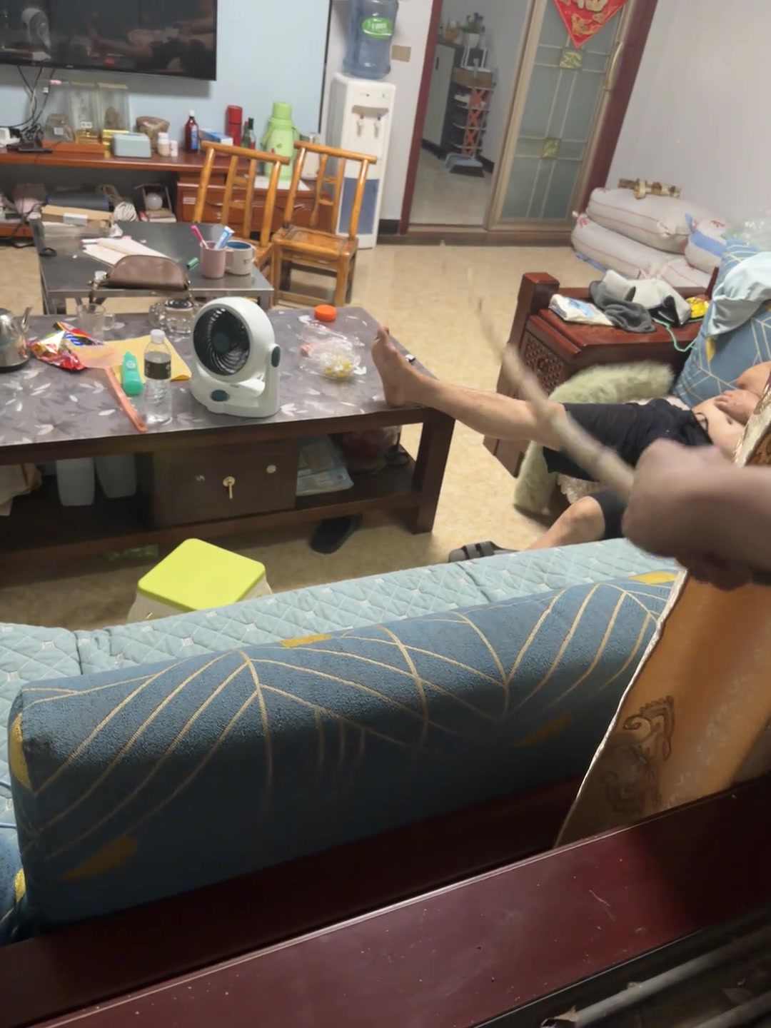 装睡的人你喊不醒，自己找找原因咱爸因为啥不给你开门！