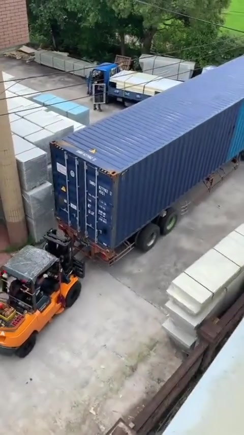 啊，这叉车的作用是啥啊