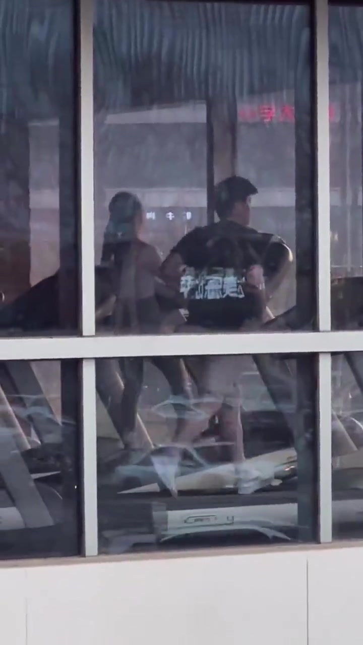 能在这健身房健身的都是狠人！