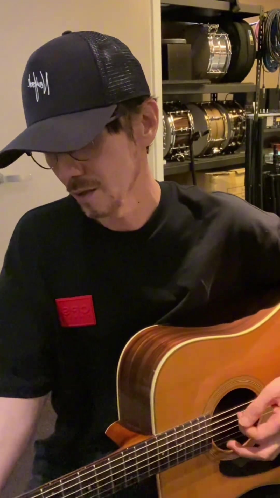 最近青花突然又火了，但听来听去还是原唱好听啊