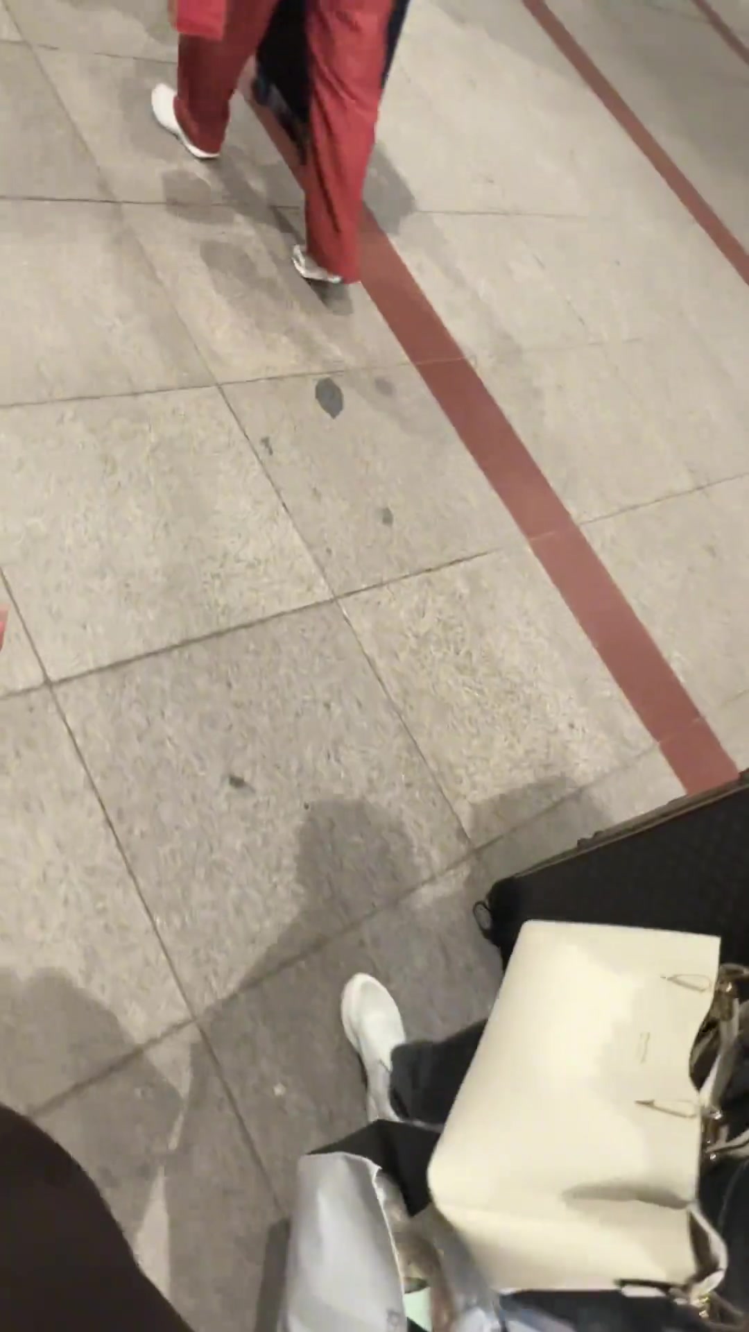 这种人我直接一把给拉回来！