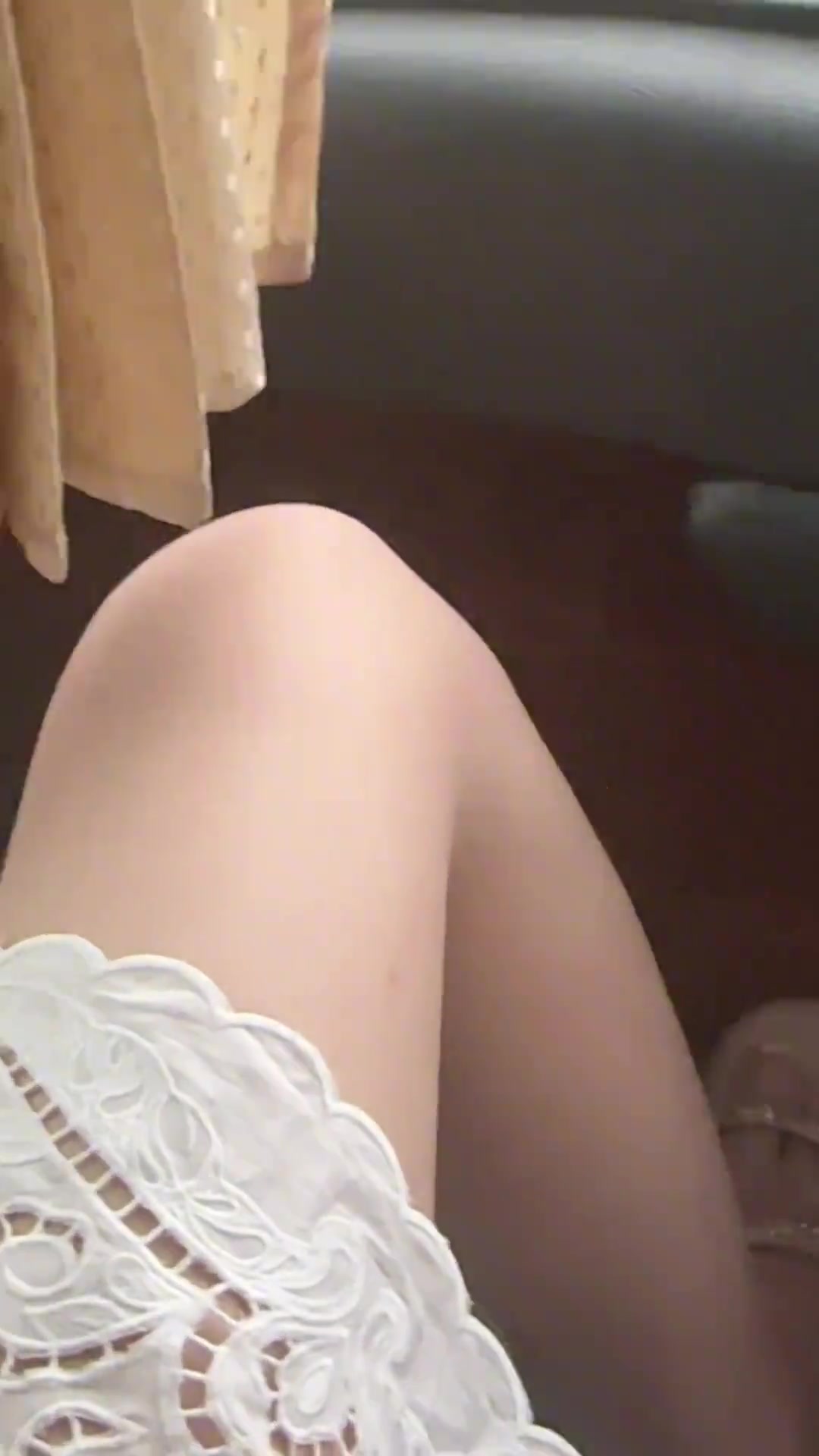 小姐姐的大拇哥怎么和我的不一样