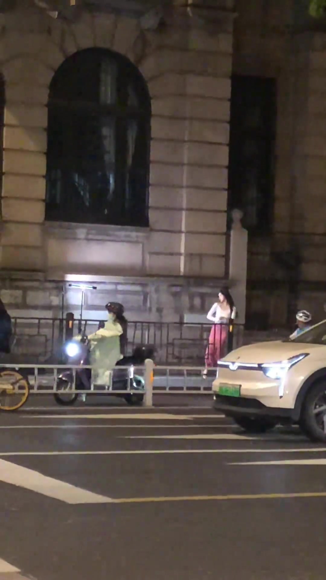 杭州这个地方，在街上这种已经随处可见了...