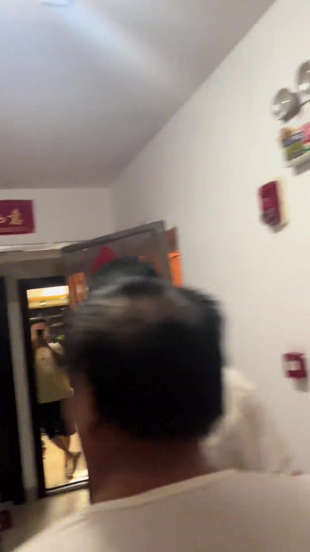 楼上噪音扰民，报警后变本加厉报复！