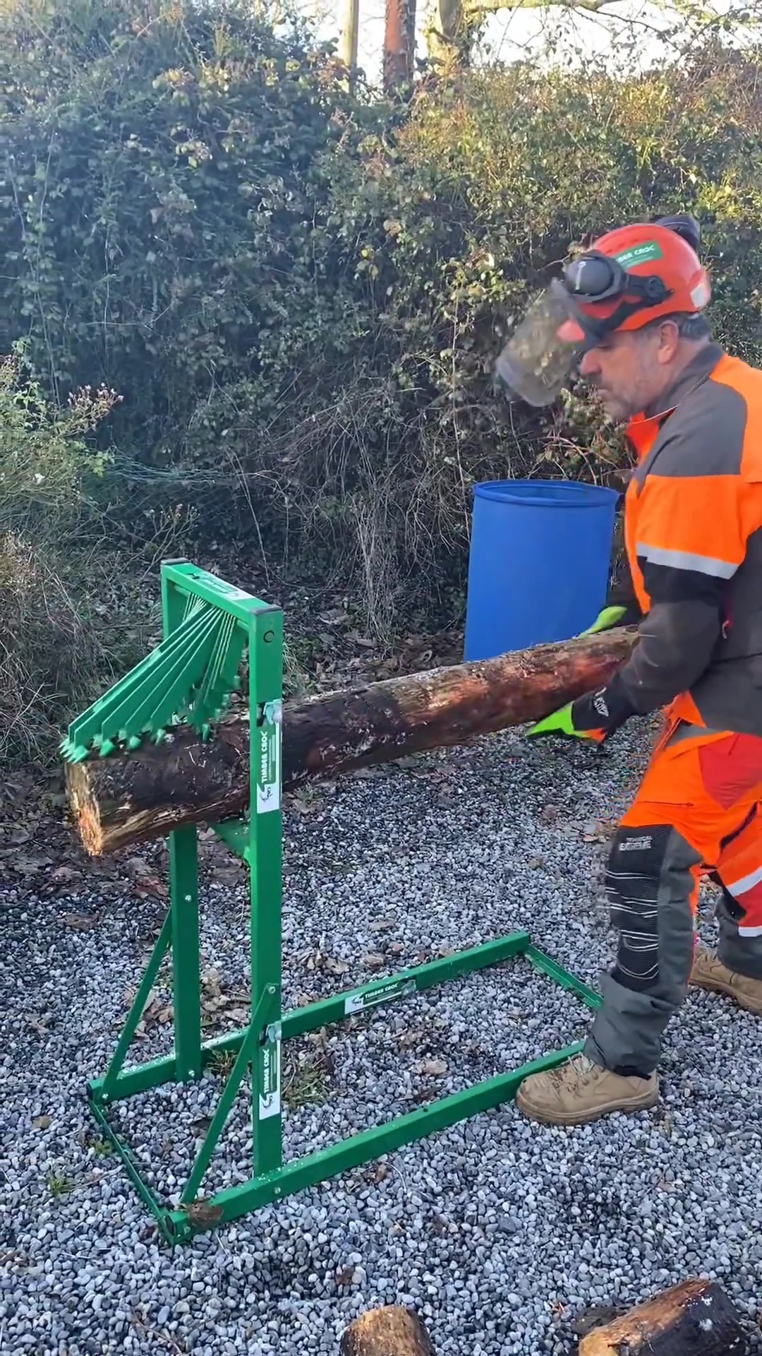 把木头放进去有啥用啊！！