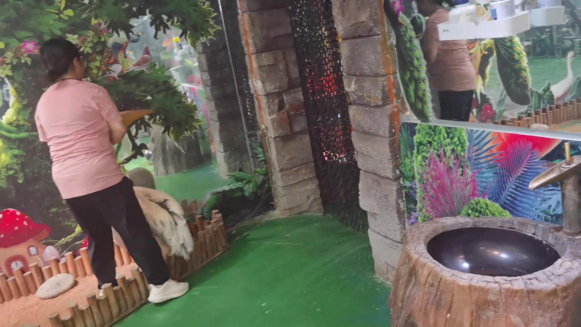 同事你好香！同事再不对你也不能上班吃同事啊