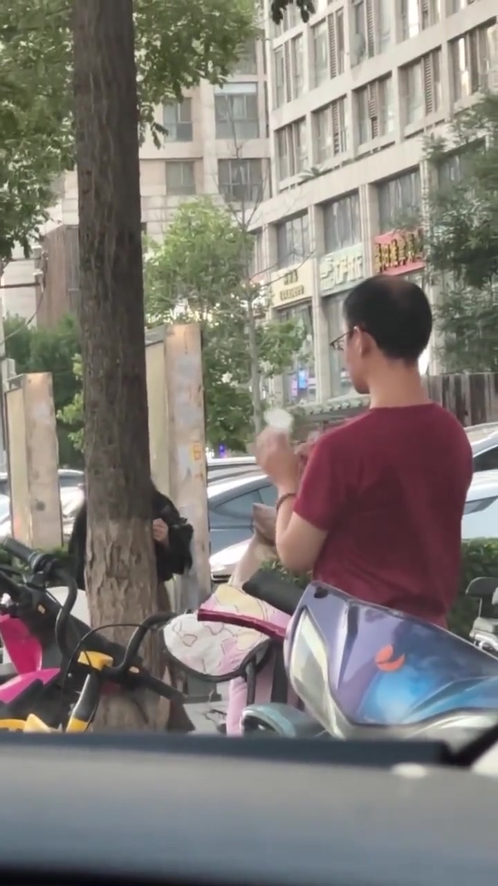 地中海很少这样的啊！