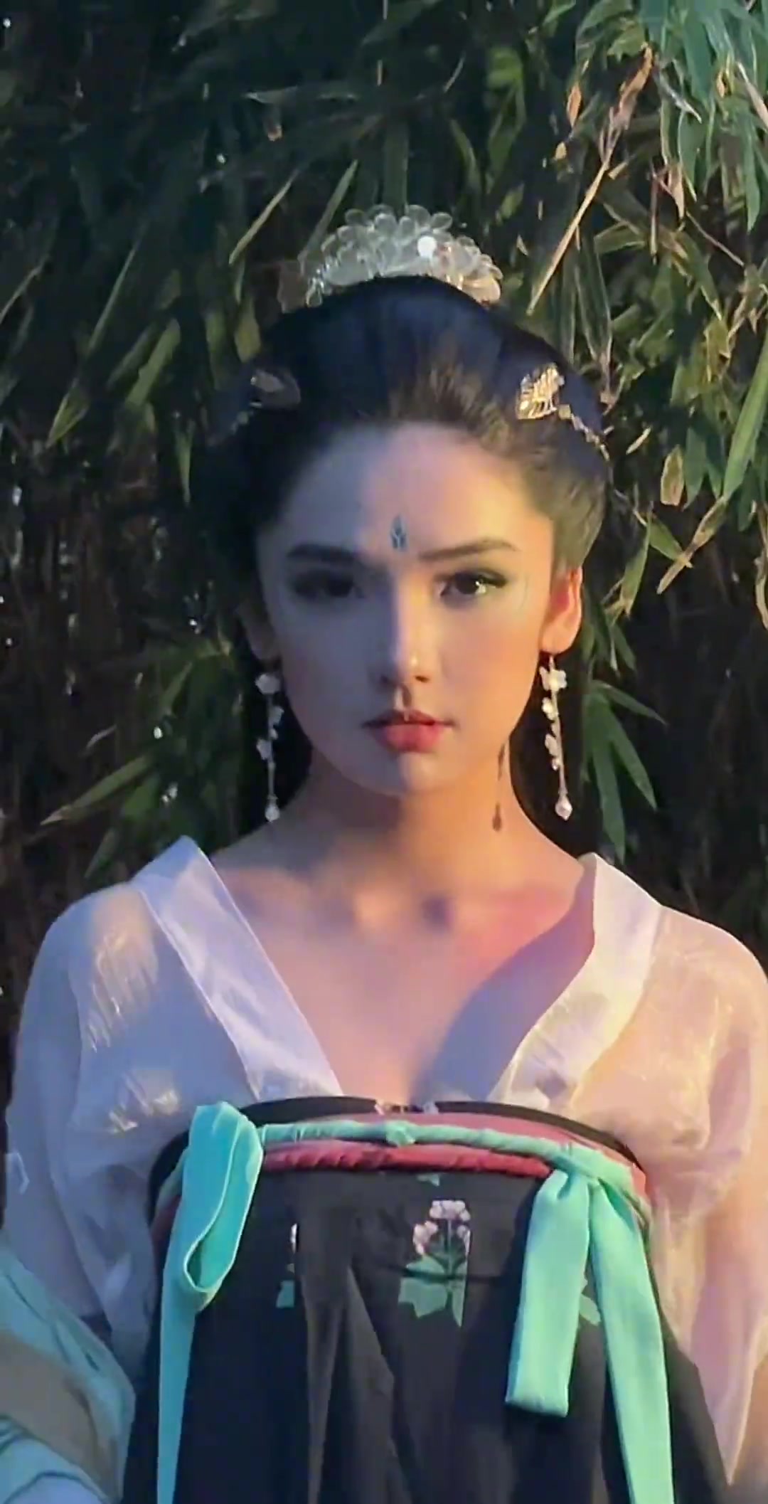 神还原太美了！黑神话蜘蛛精二姐真人面模演员cos自己