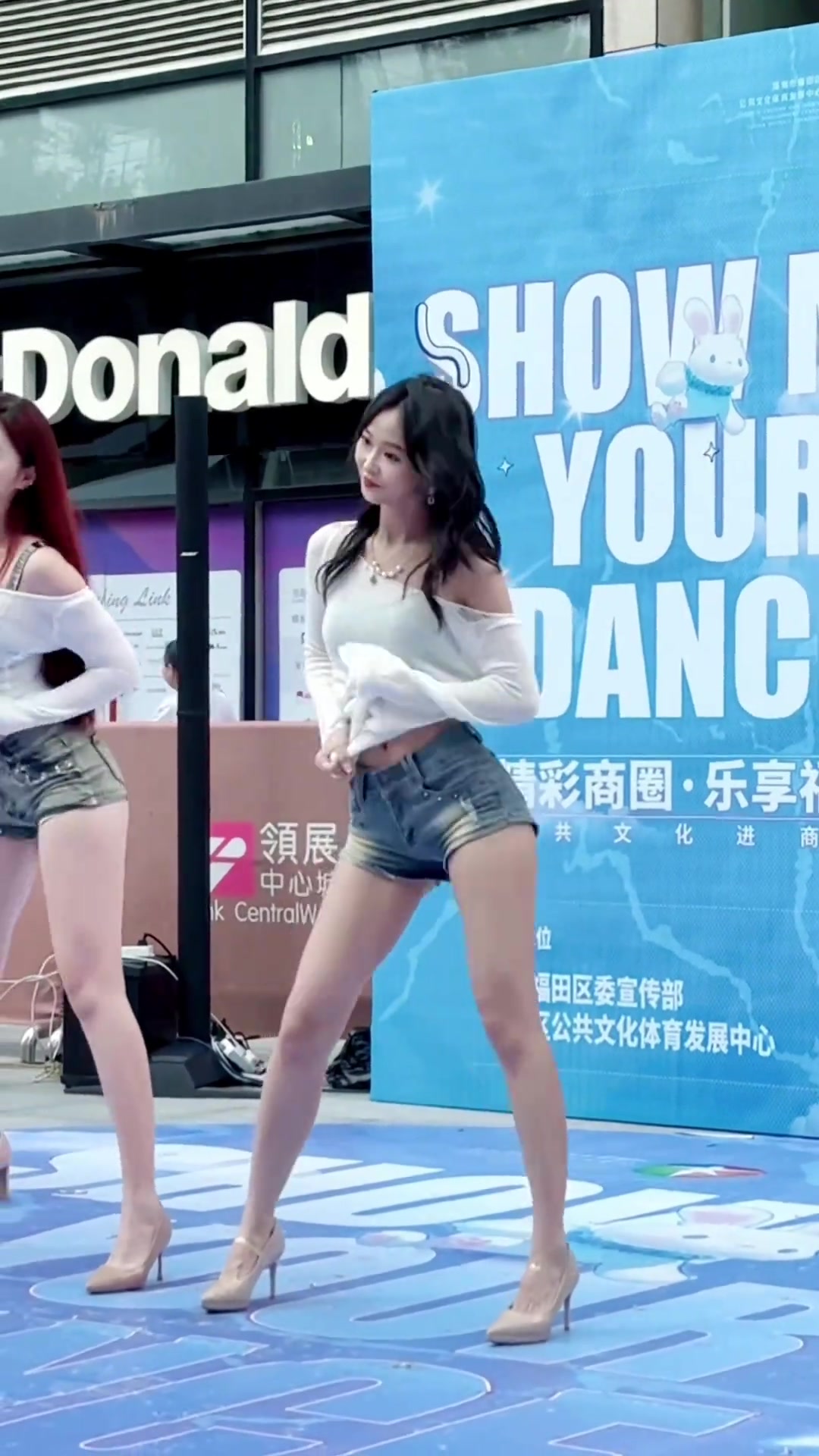 这是随机舞蹈吗看着像是精心设计的...