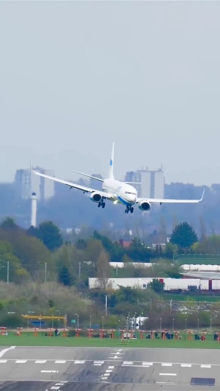 这降落技术真够吹一辈子了