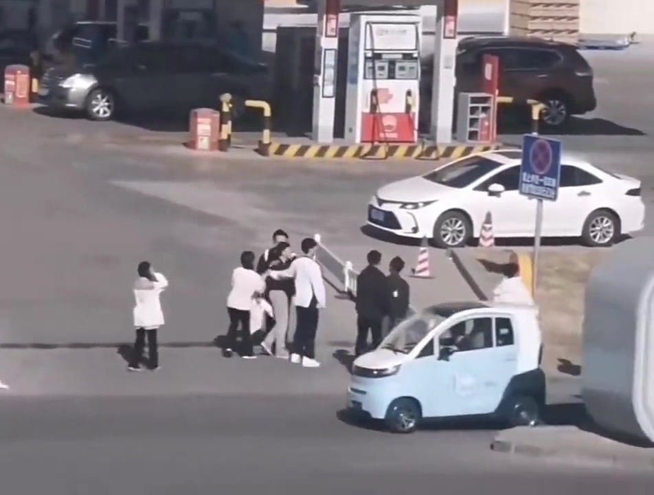 大哥凭一己之力，阻止了一场大战