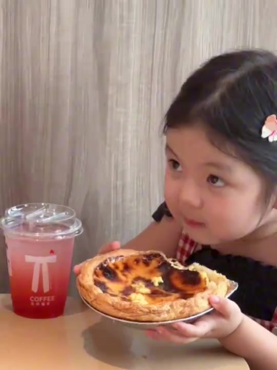 可恶！遇到了掌管超级蛋挞的神！