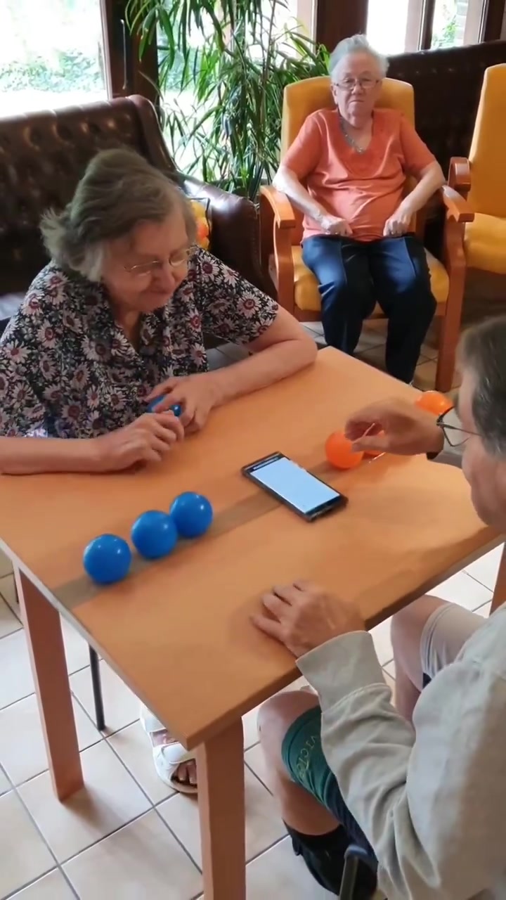 看来我老年的娱乐还是很多的