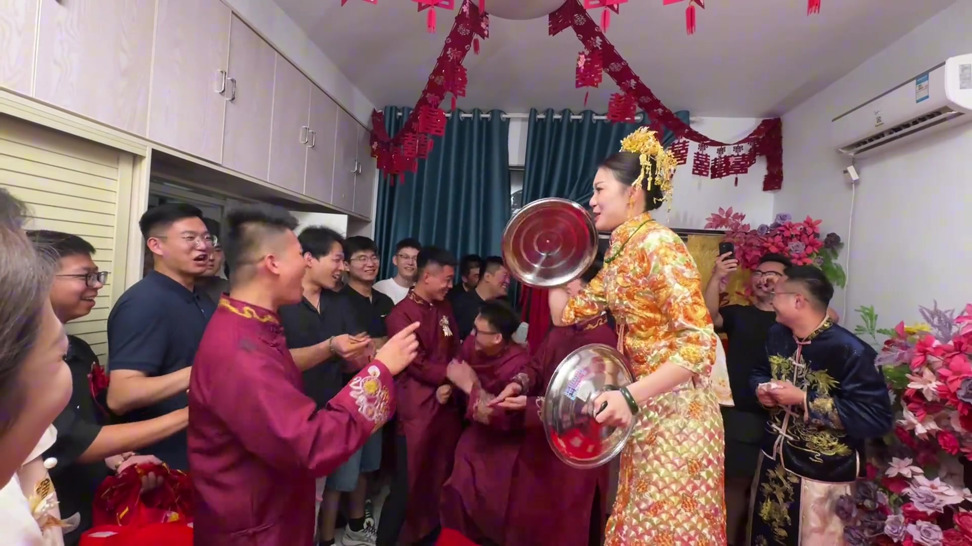 这个接亲游戏有点费伴郎啊