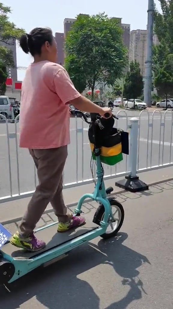 解决了骑车不能走路的问题