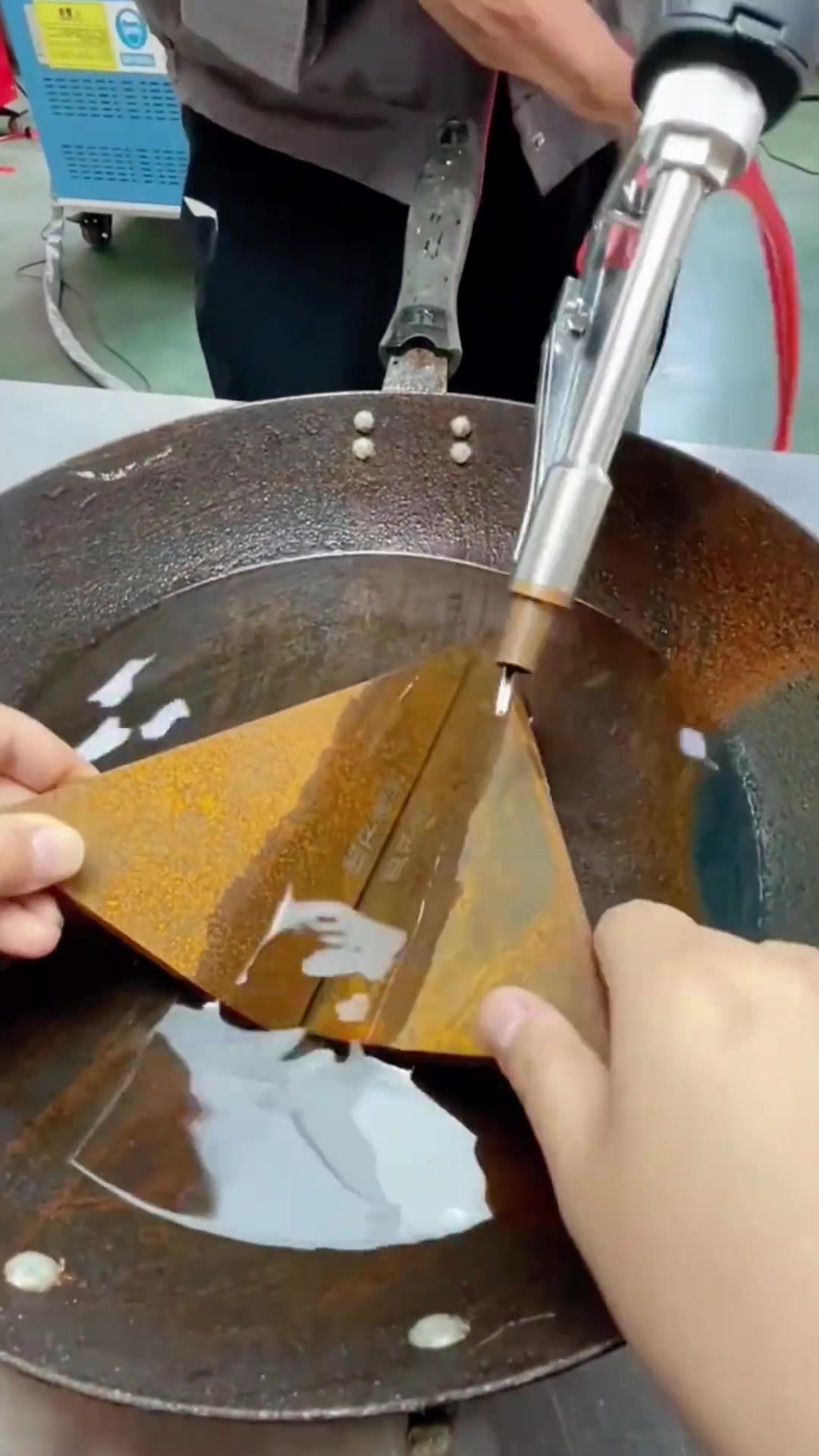 这个水下焊接快，不知道强度怎么样大家评价下手艺！