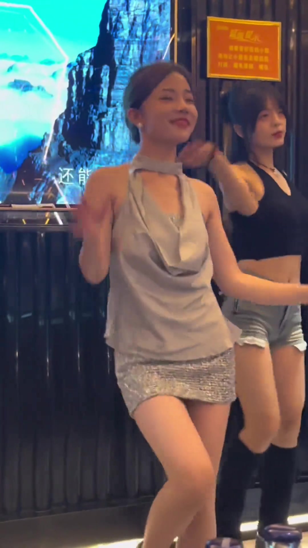 现在KTV真的越来越卷了啊...