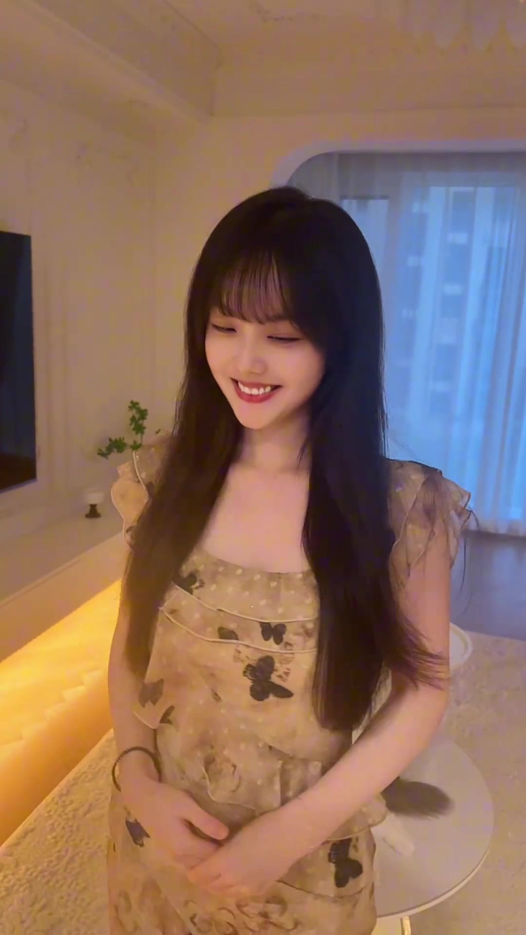 想让我夸为什么不直说呢搞这么费劲