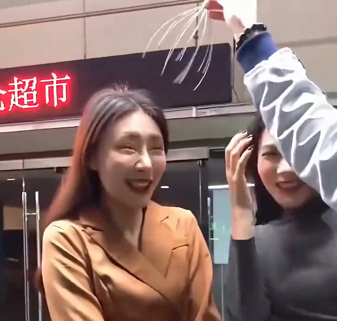 最后一个留下，其他的可以走了