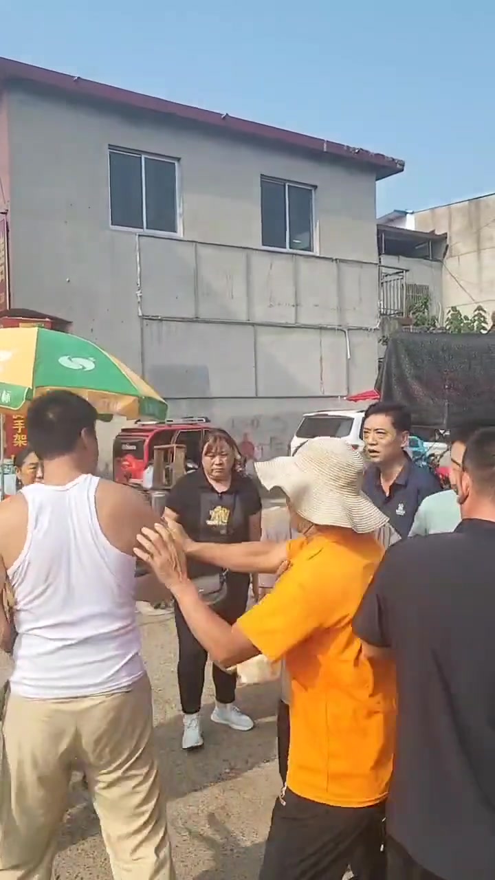 天这么热，脾气还这么大！