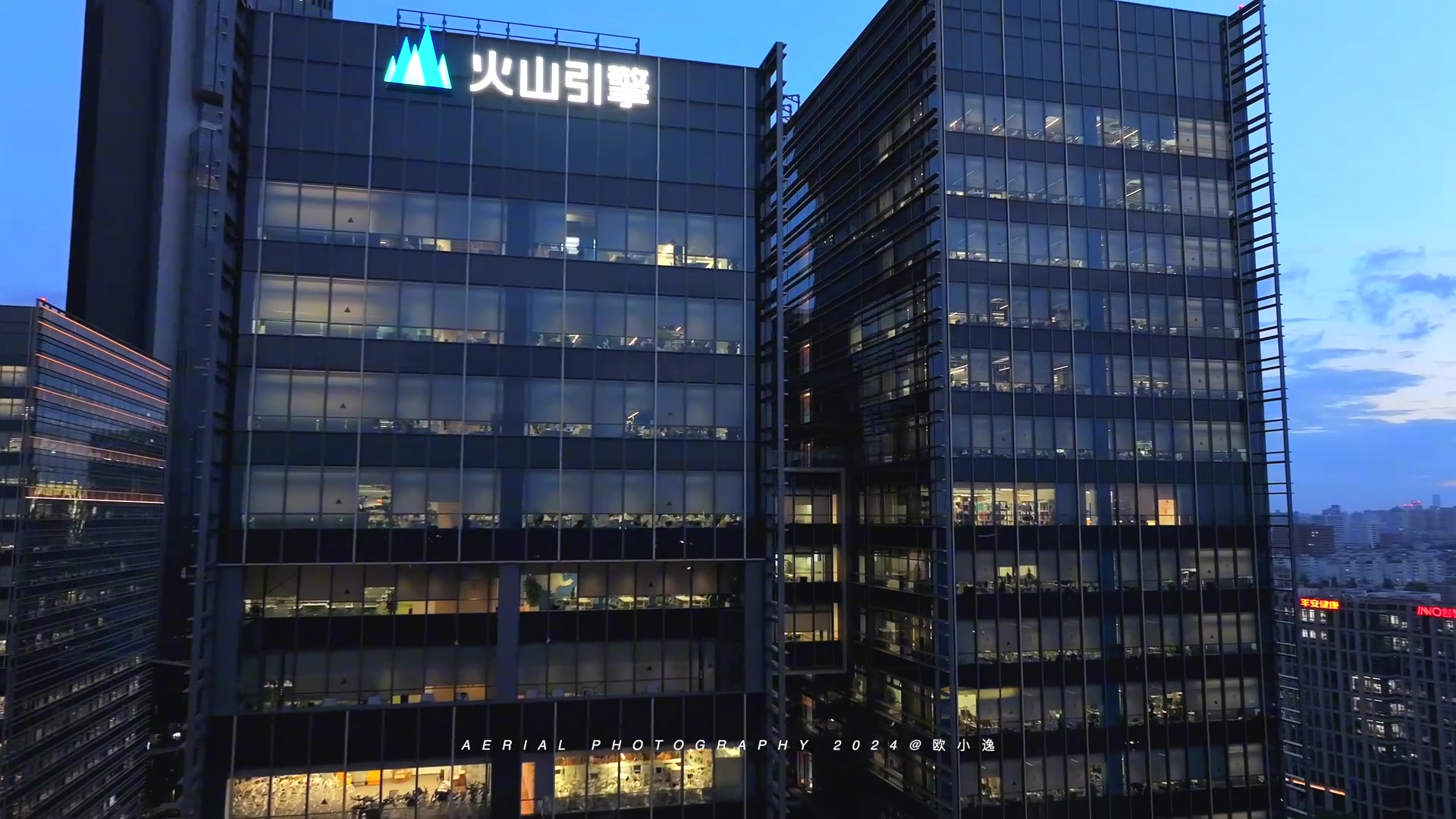 互联网“扛把子”，拥有上海核心CBD价值千亿的抖音总部