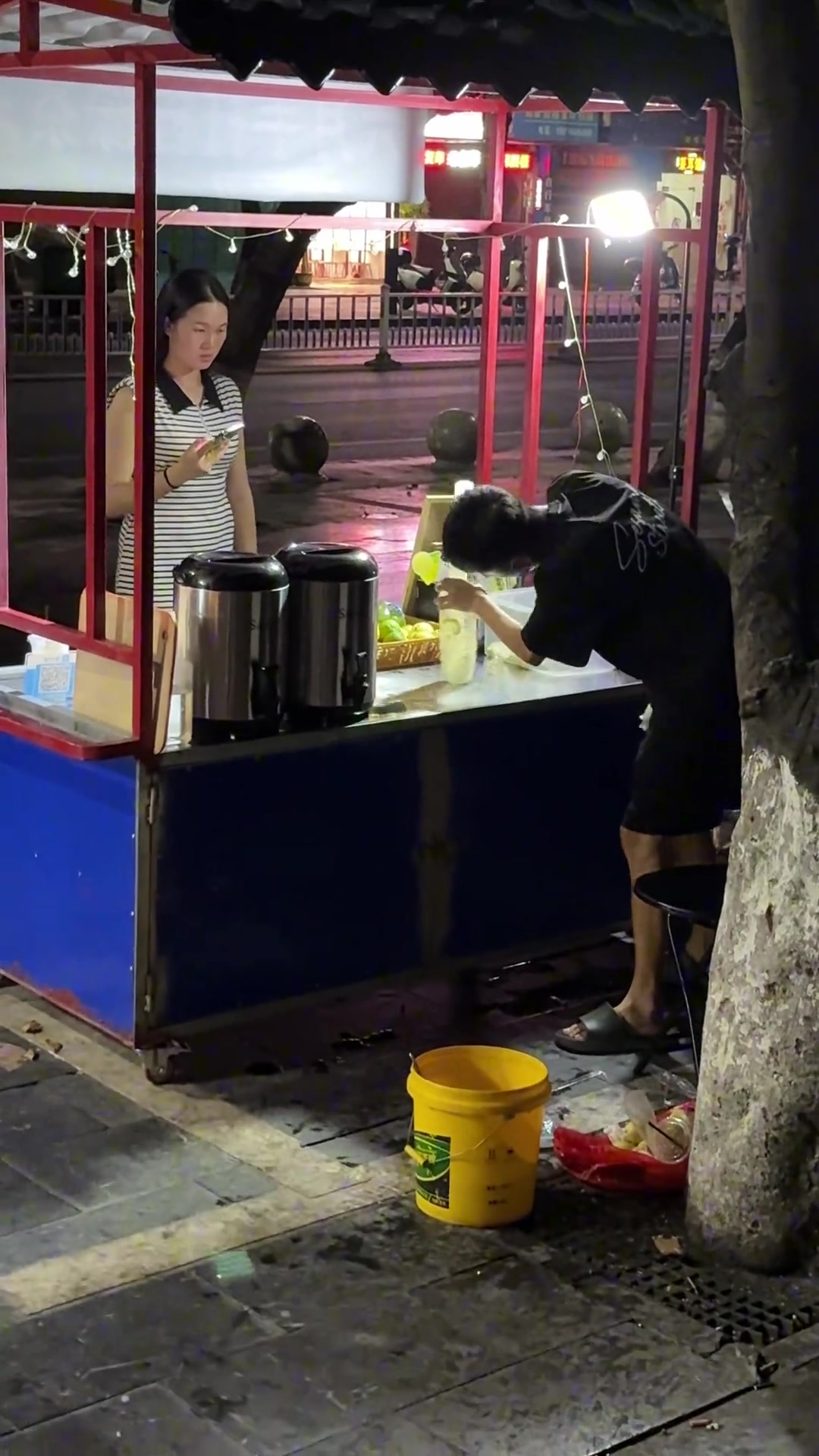 卖柠檬茶的老板是不是刚分手