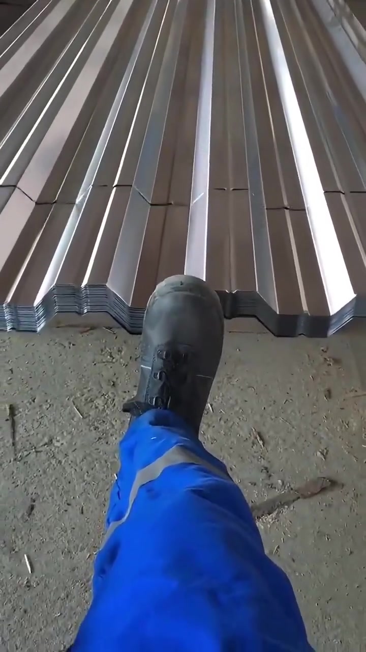 工作挺好的，就是有点费脚